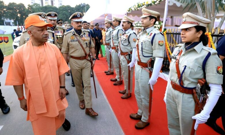 UP POLICE CM YOGI ADITYANATH