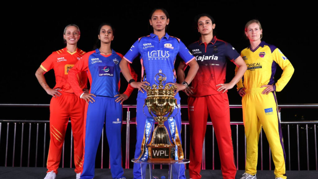 WPL 2027 Auction: विश्व कप में ऐतिहासिक शतक लगाने वाली खिलाड़ी भी रह गईं खाली हाथ, इन 3 सितारों को किसी ने नहीं खरीदा WPL 2027 Auction: विश्व कप में ऐतिहासिक शतक लगाने वाली खिलाड़ी भी रह गईं खाली हाथ, इन 3 सितारों को किसी ने नहीं खरीदा